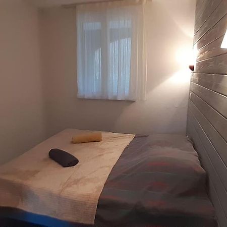 Bielle, Grand Appartement 38M2, Piscine, 4 Pers, Couchages 160X200 Bagian luar foto